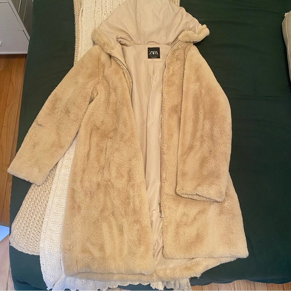 Zara faux fur tan coat with hood & zipper